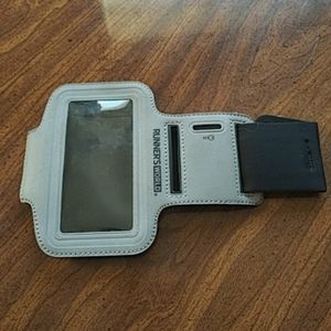 Runners World cell phone holder